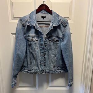 Women’s Express XXL Classic Denim Jacket